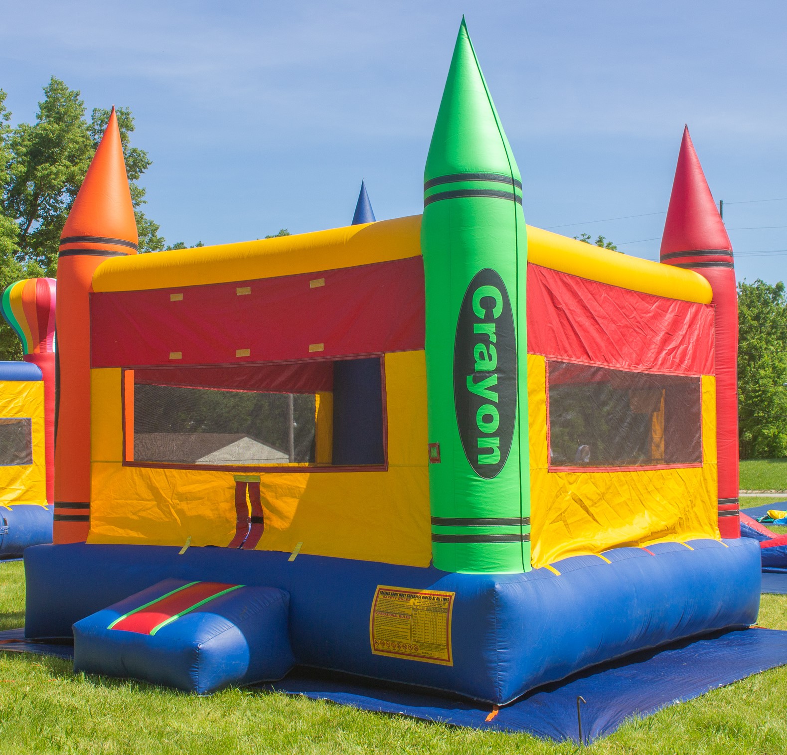 Crayon Bounce House Luxury 15ft X 15ft Crayon Bounce House Hire In Oh