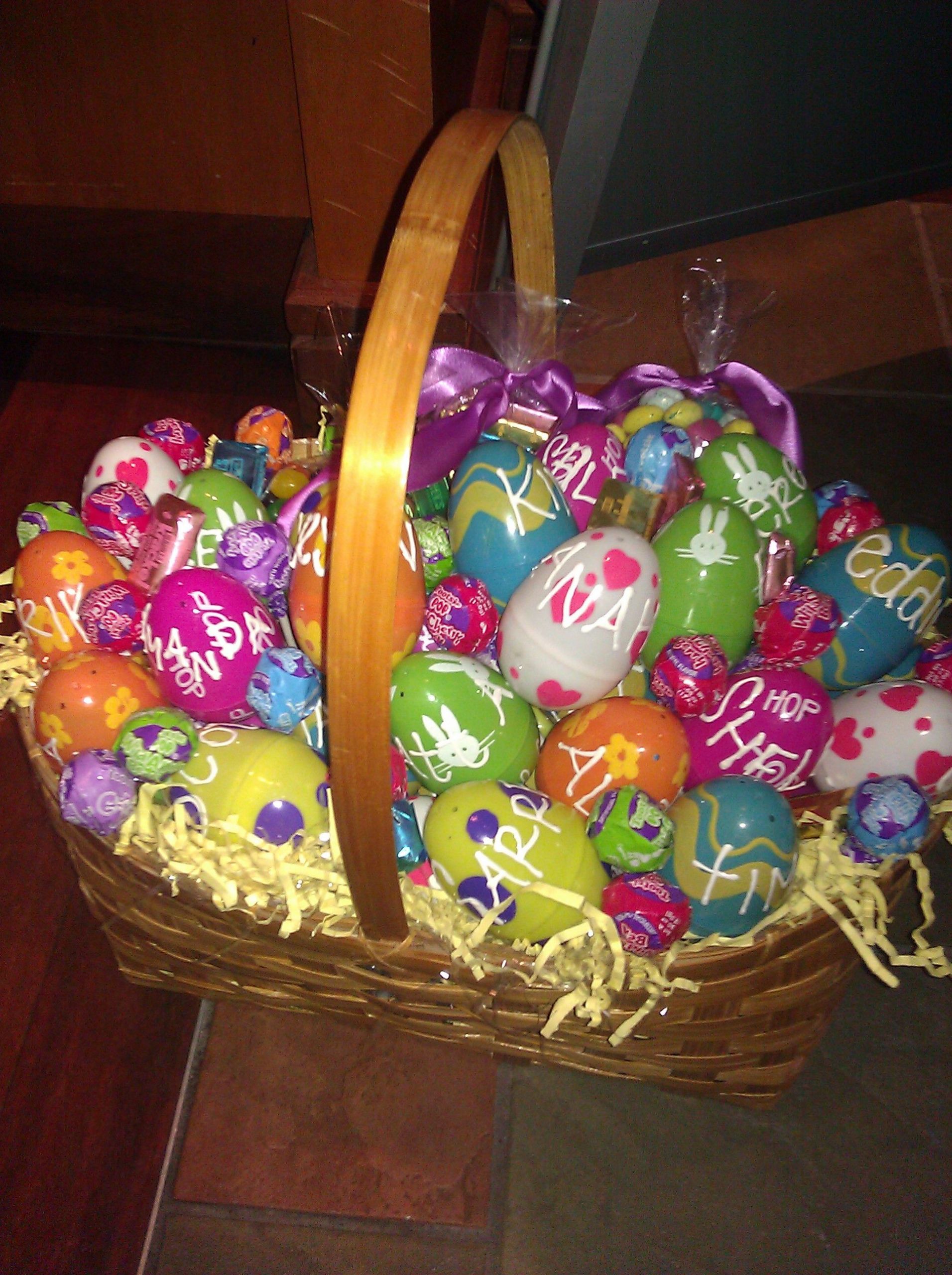 Easter Gifts for Employees Lovely Personalized Easter Eggs for Employees at Work