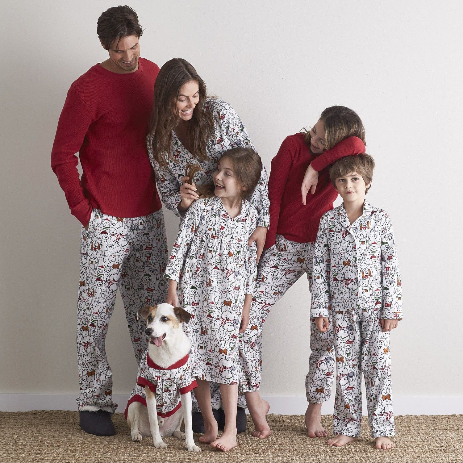 Family Matching Pajamas with Dog Fresh Matching Family Pajamas Illustrated with A Pack Of Well Accessorized