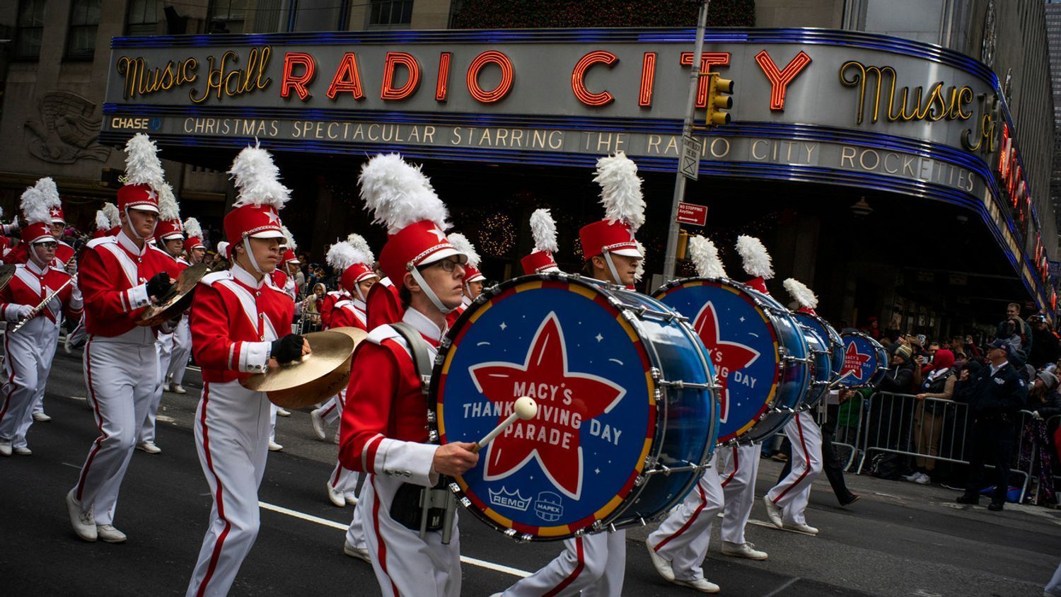 Parade Thanksgiving New York Best Of Macy S Thanksgiving Day Parade to Snap Back Add Baby Yoda