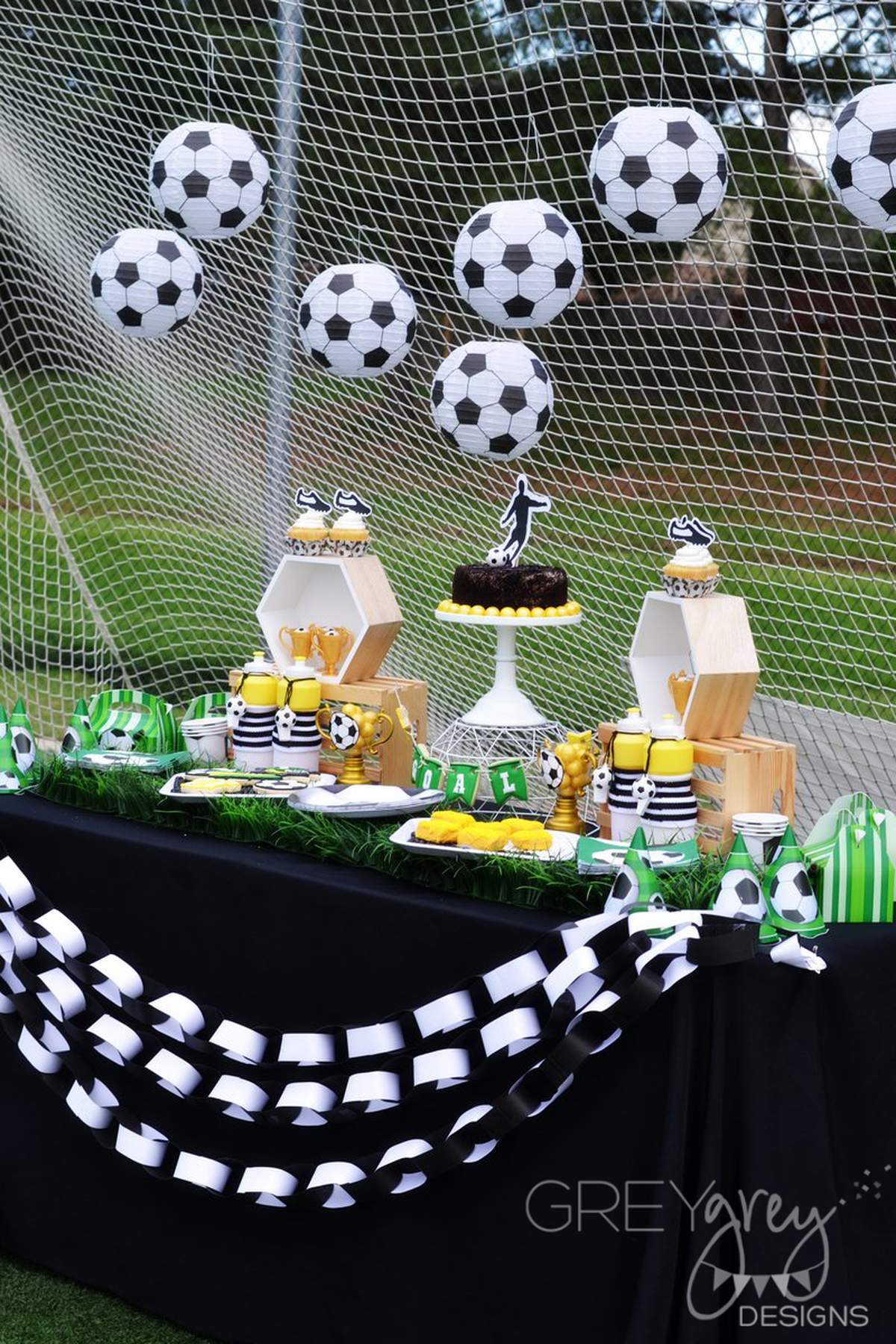 Soccer Birthday Decorations Lovely soccer Birthday Party Ideas 30 Of 42