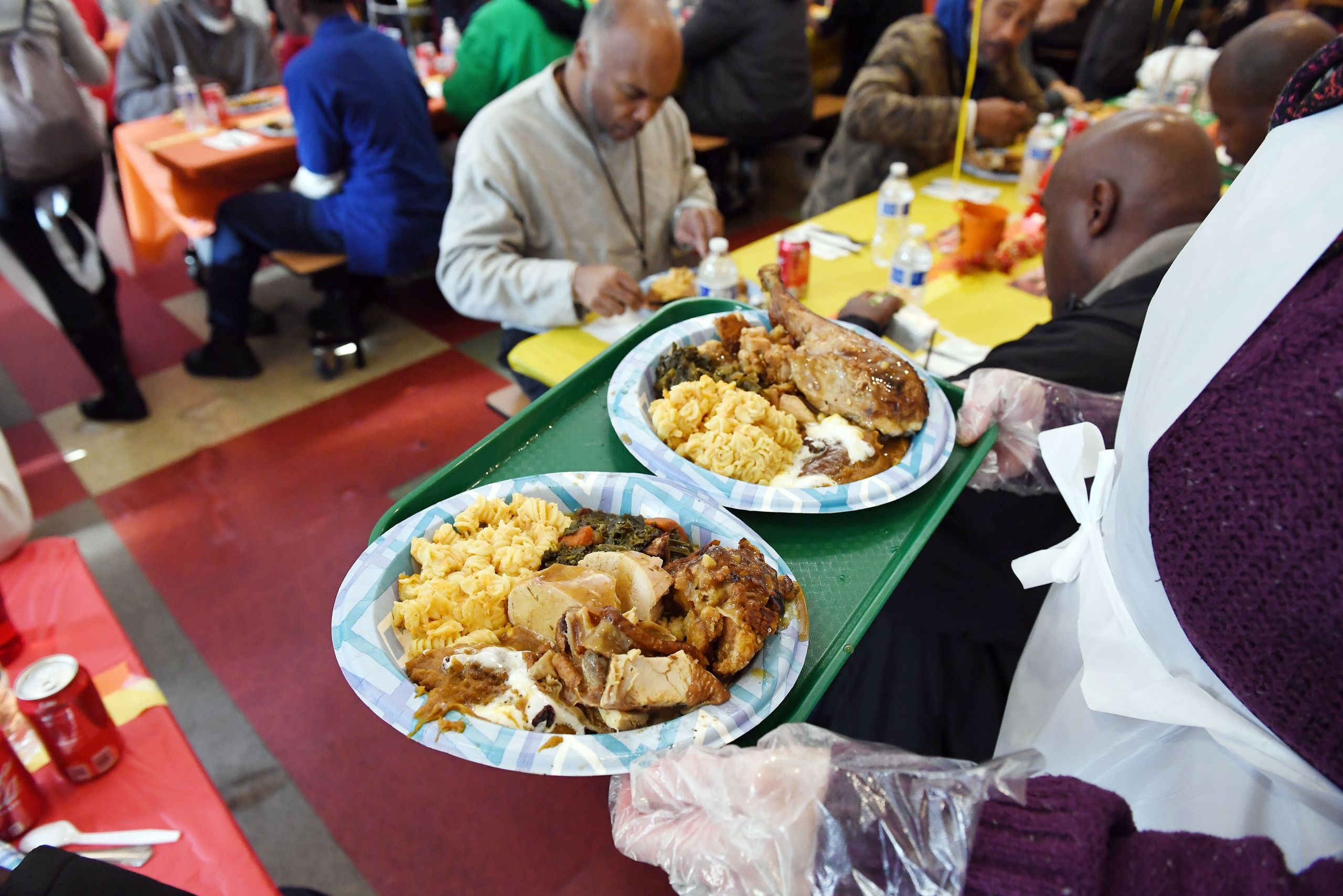 Soup Kitchen Volunteer On Thanksgiving Awesome Thanksgiving soup Kitchen Volunteer Philadelphia