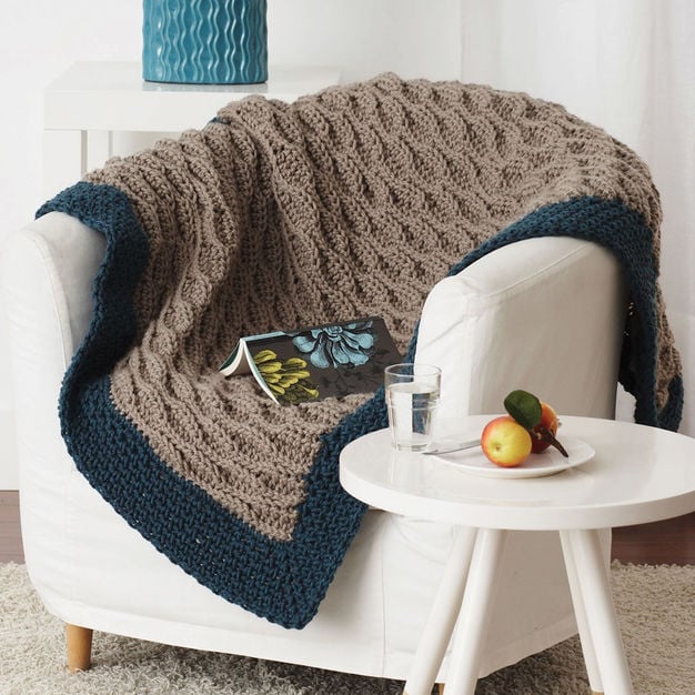 Super Chunky Crochet Blanket Pattern New Try these Free Super Chunky Crochet Blanket Patterns • Oombawka Design